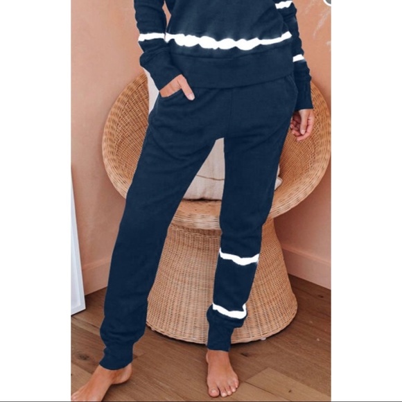 Blue Stripes Long Sleeve Jogger Set - Picture 3 of 4